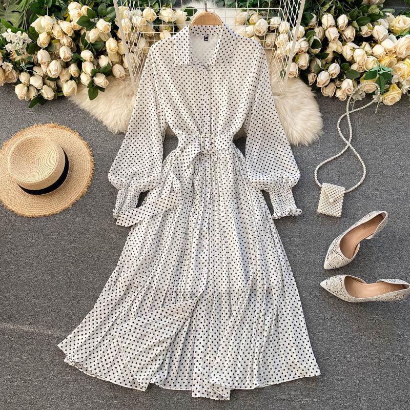 Daisy |Polka dot chiffon pleated dress