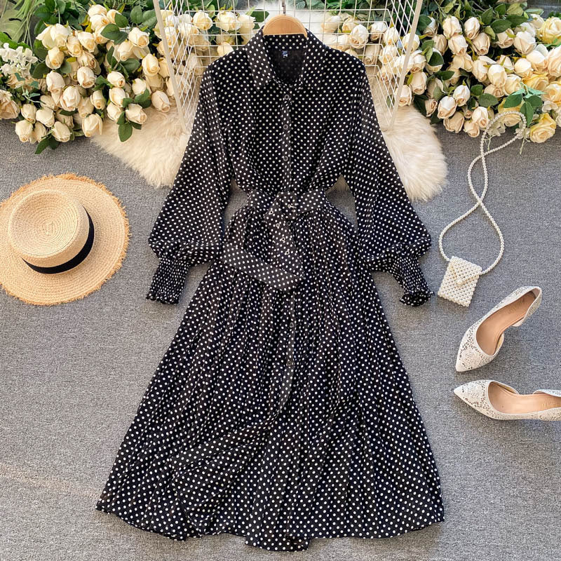 Daisy |Polka dot chiffon pleated dress