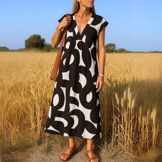 Aria™|Flowing v-neck dress